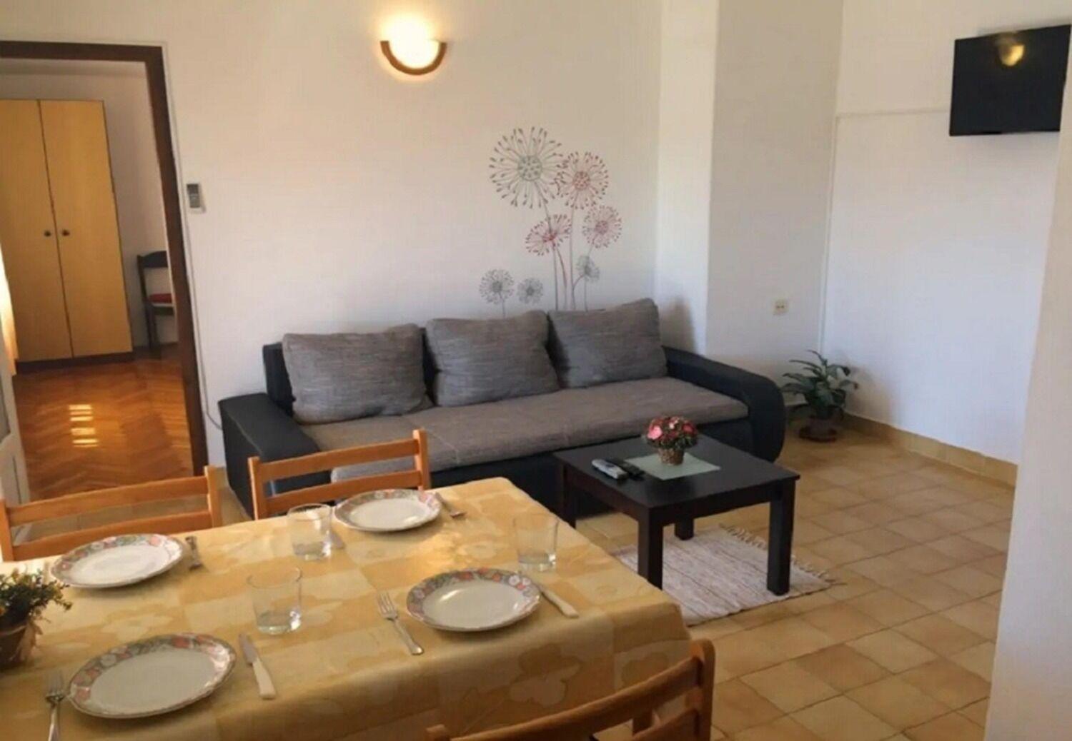 Apartments And Rooms Ognjen - Family Apartments With Free Parking Betina (Sibenik-Knin) Exterior foto